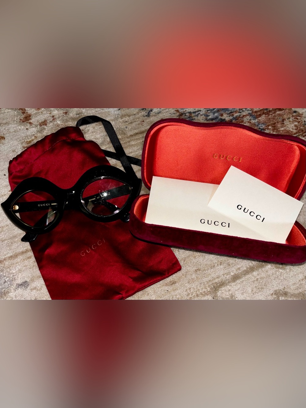Gucci Lips Cat-Eye Sunglasses